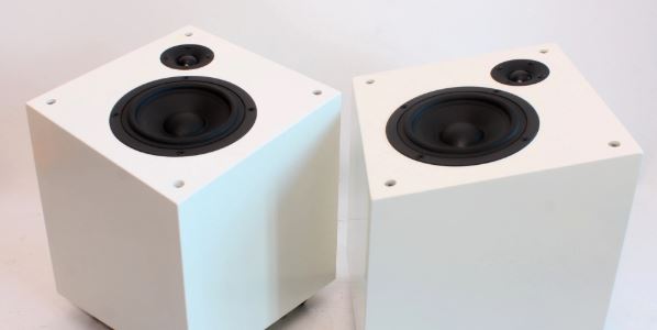 Audio Pro Image Qube Speakers in white