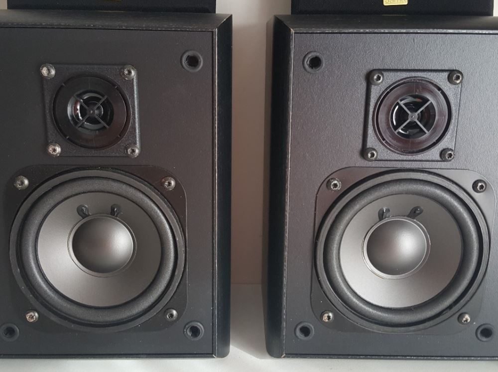 Jamo U-40T Speakers in Black - 100 Volt Line compatible